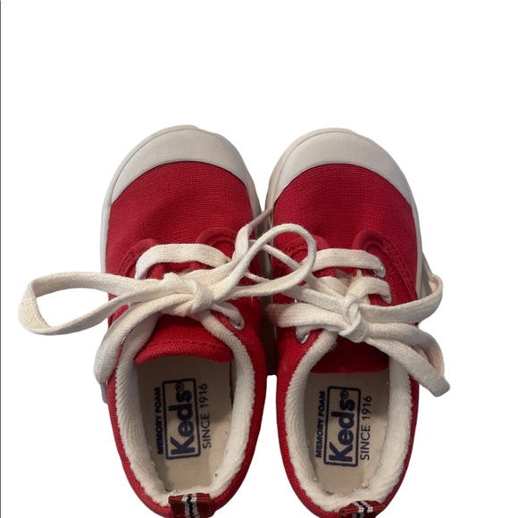 Toddler size 6 red Keds - Picture 3 of 5